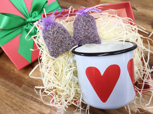 Xmas Present Ideas Gifts for Girlfriend: Big Heart Gift Box from Lavender Backyard Garden